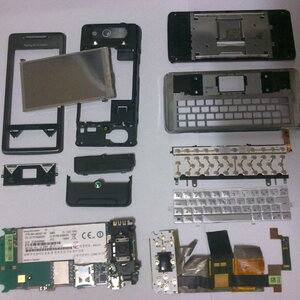 소니에릭슨 엑스페리아 X1 분해기.txt
