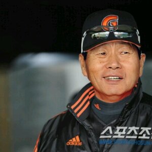 근데 문득 문규현 2군 내리면 안될듯하다.eu