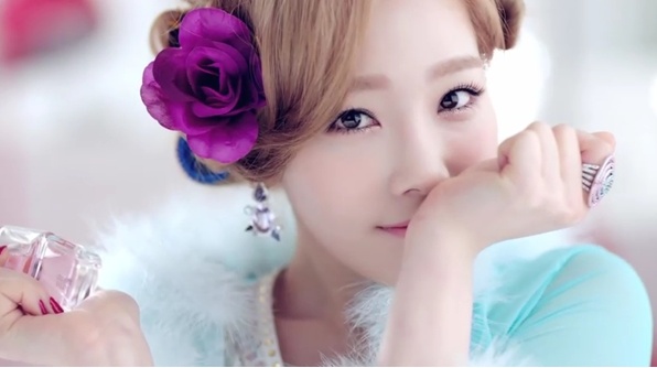 태티서_트윙클_뮤비가사리액션_동영상_(2).jpg