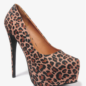으잉? 생각보다 킬힐 신는 여자사람 많쟈나