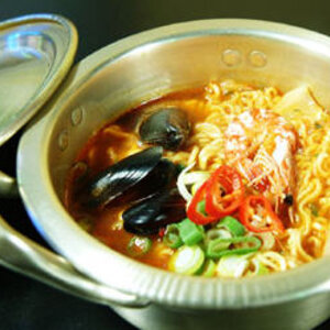 와씨발 브루노마스 연대홀에서 내한한데 표값도개념 66천원 ㅡㅡ