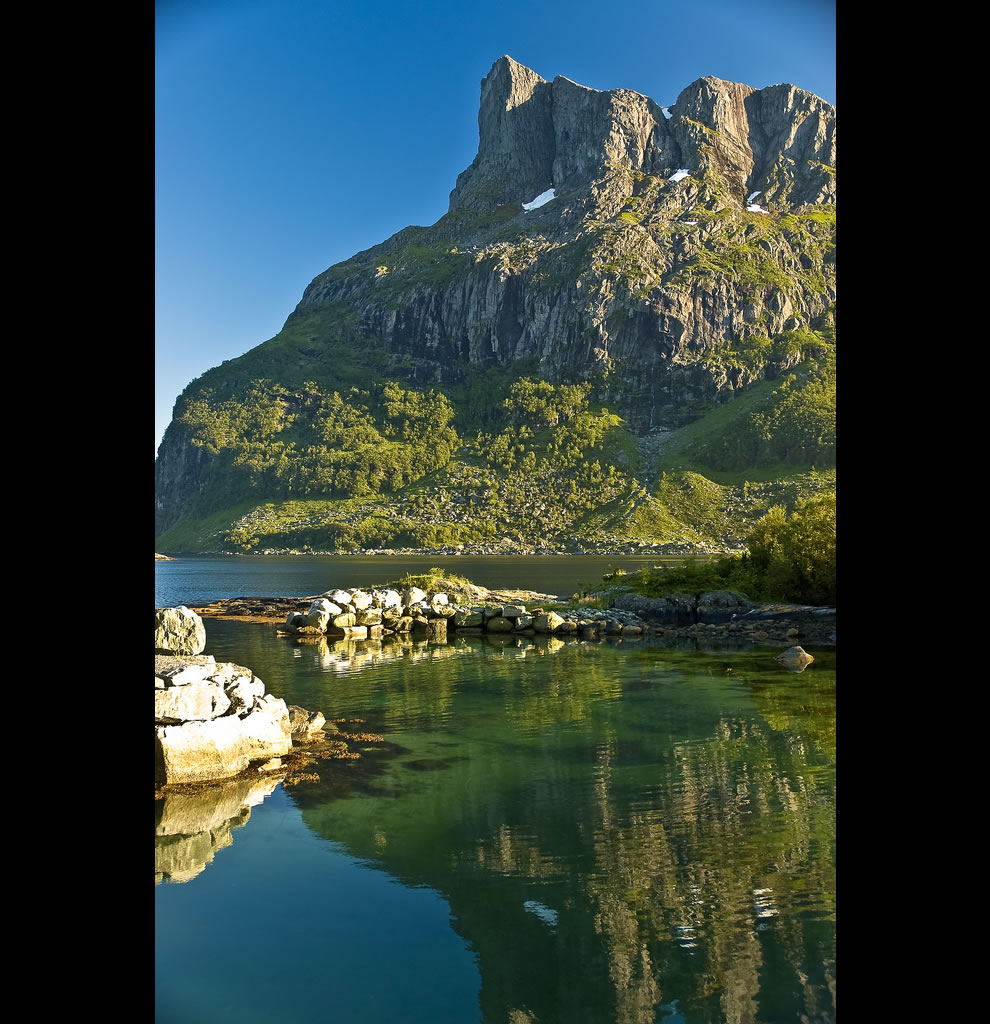 Hornelen-in-Norway-is-the-highest-sea-cliff-in-all-of-Europe.jpg