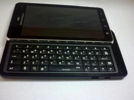 thumb_550_droid 2.jpg