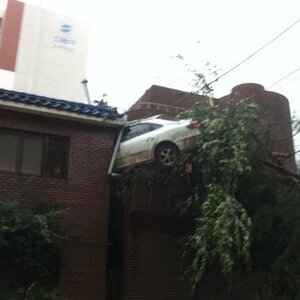 현 시점 아이유 소속사